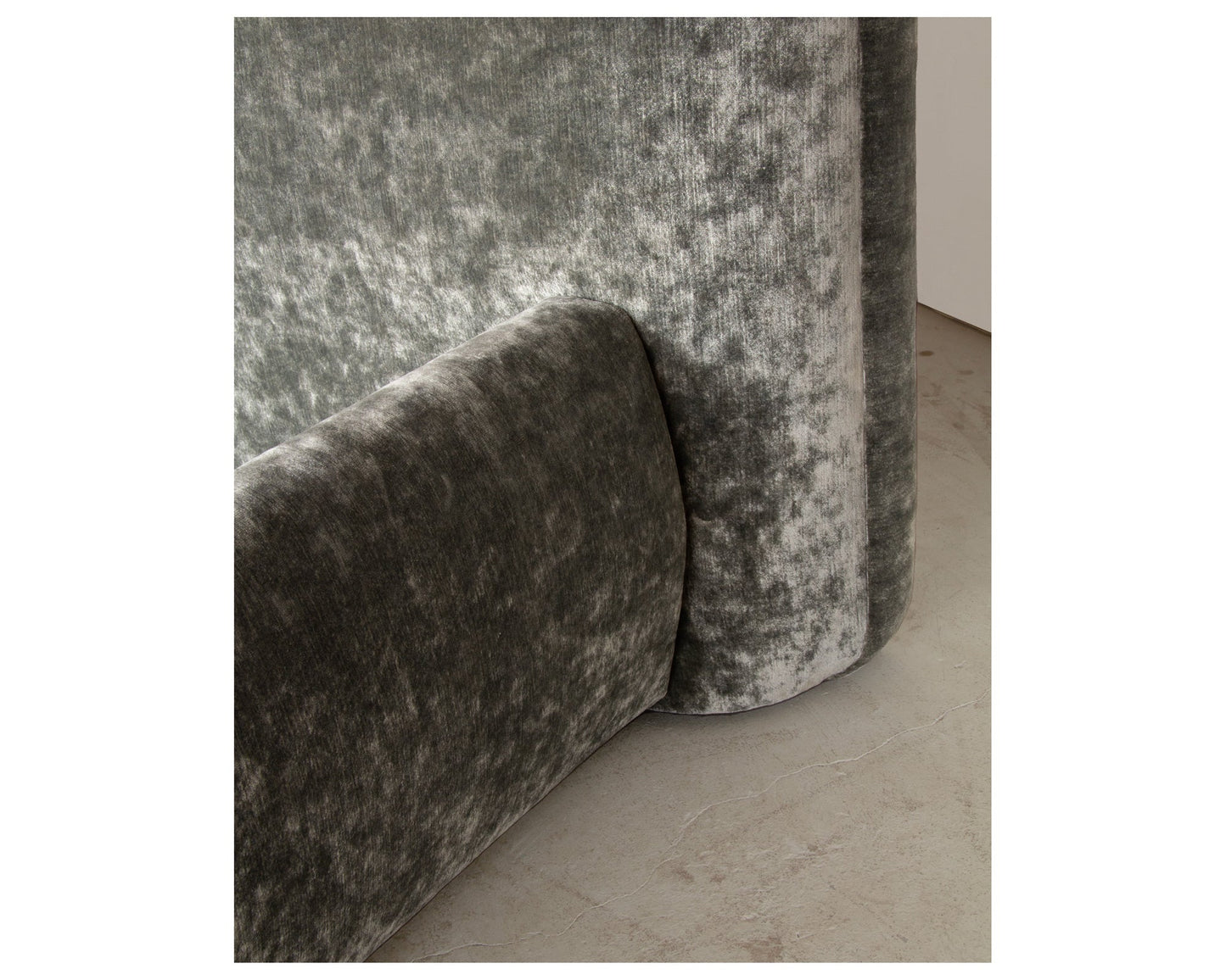 Mallo Bed - Beds