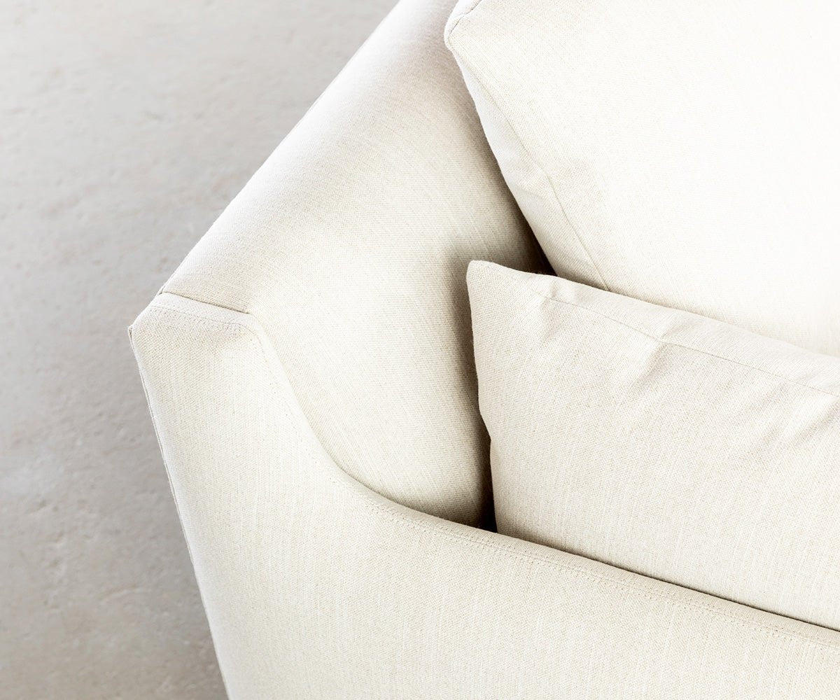 Saramony Sofa 105" -